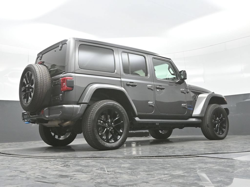 Used 2021 Jeep Wrangler Unlimited Sahara AWD/4WD image 27