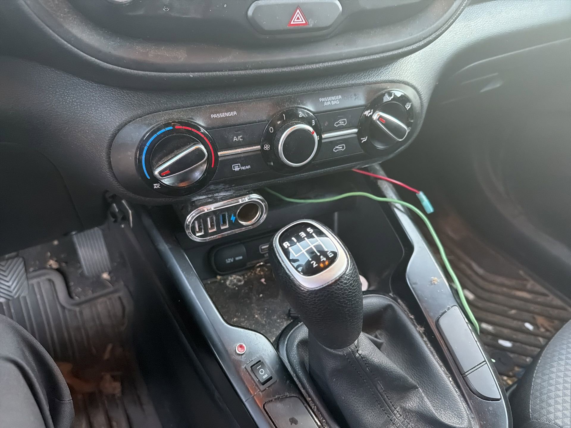 Used 2021 Kia Soul LX image 17