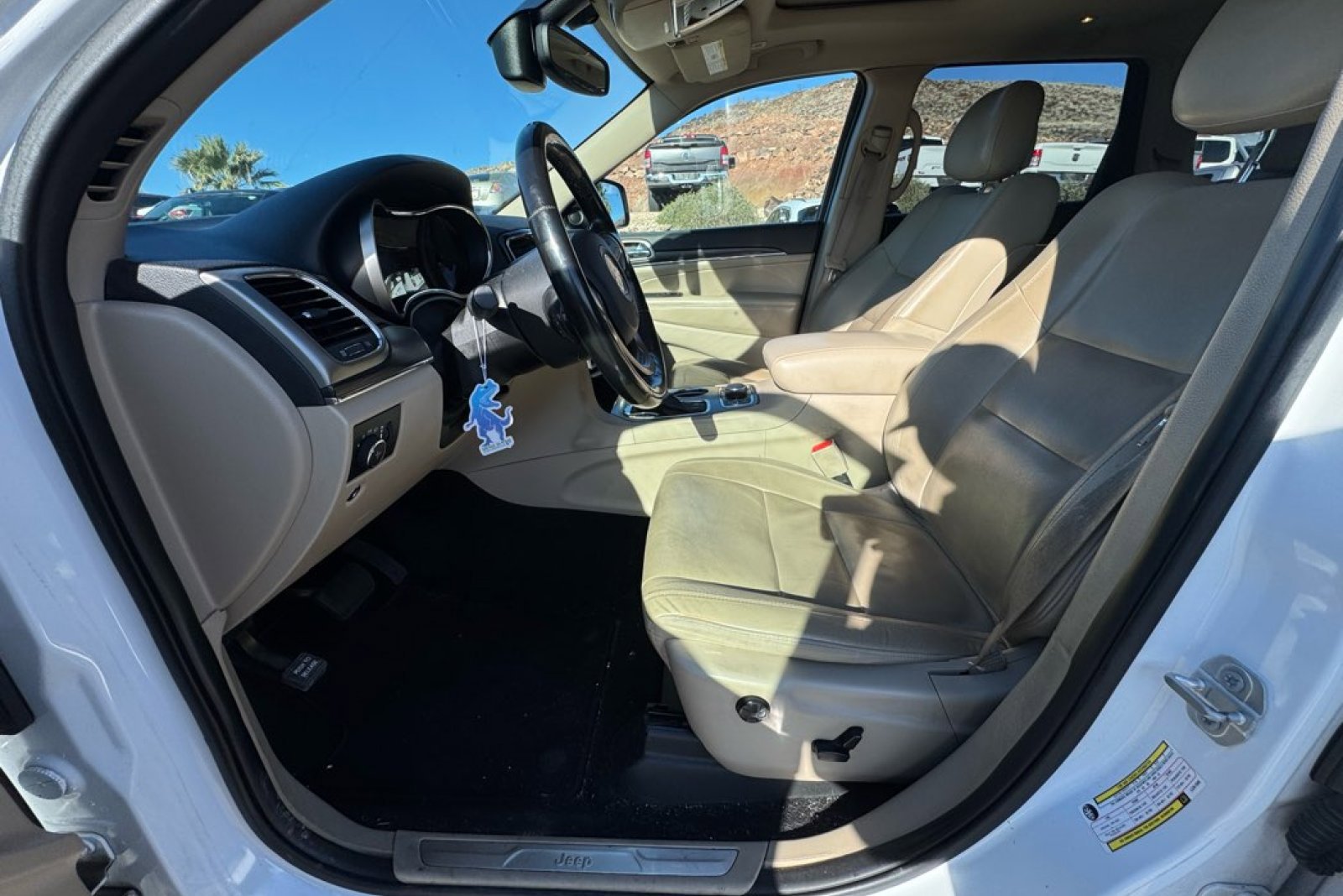 Used 2020 Jeep Grand Cherokee Limited w/ Trailer Tow Group IV image 9