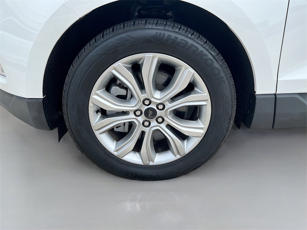 Used 2024 Ford Edge Titanium image 31