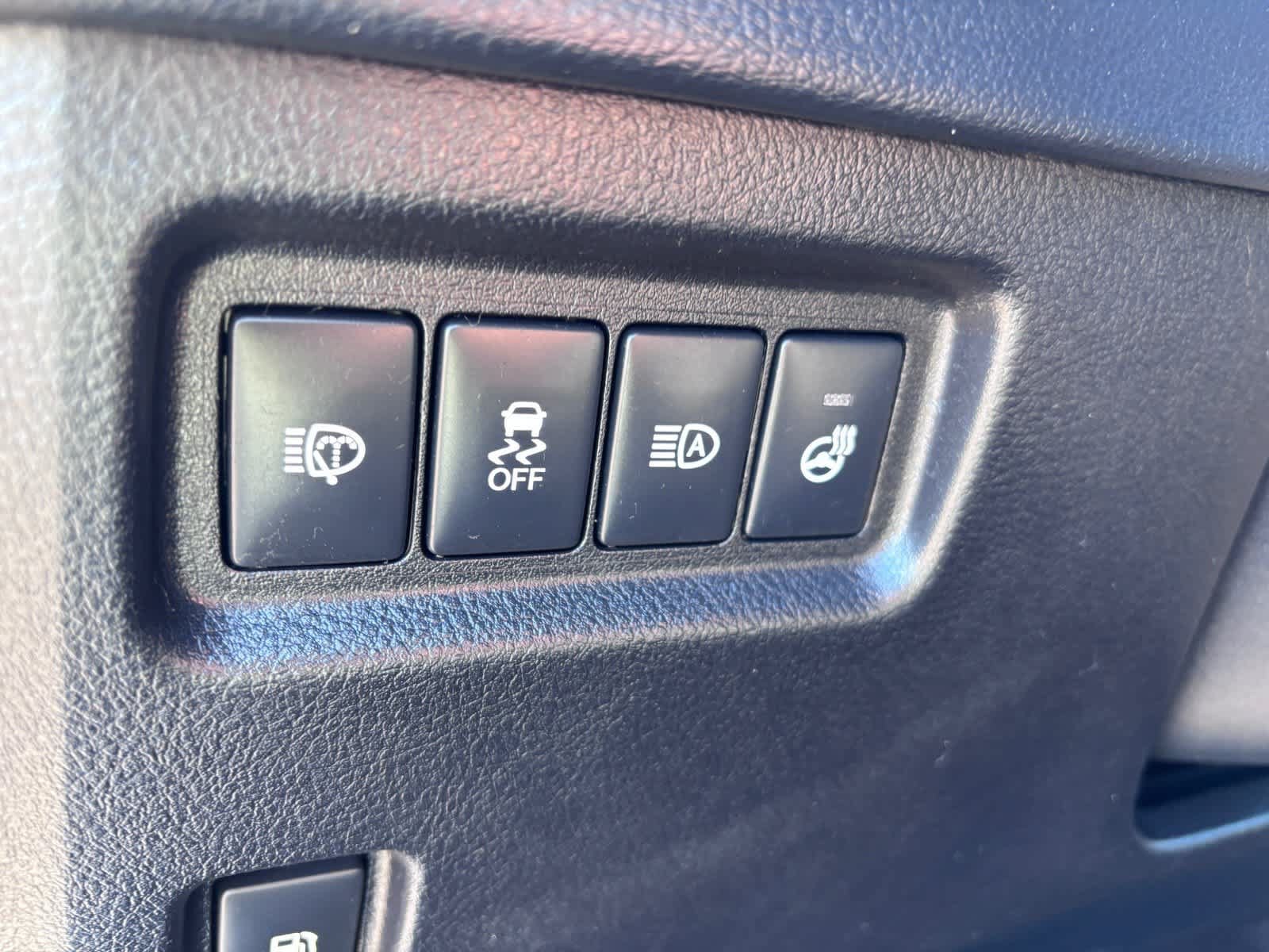 Used 2021 Lexus GX 460 Premium w/ Accessory Package AWD/4WD image 14