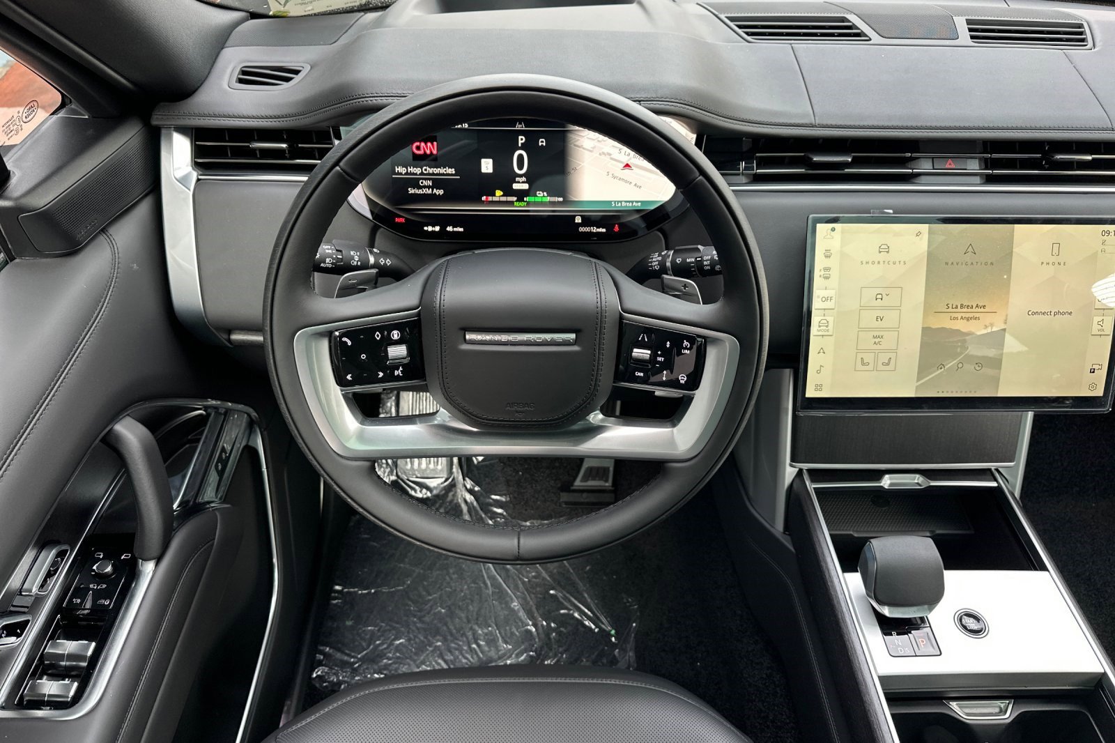 New 2026 Land Rover Range Rover SE image 26