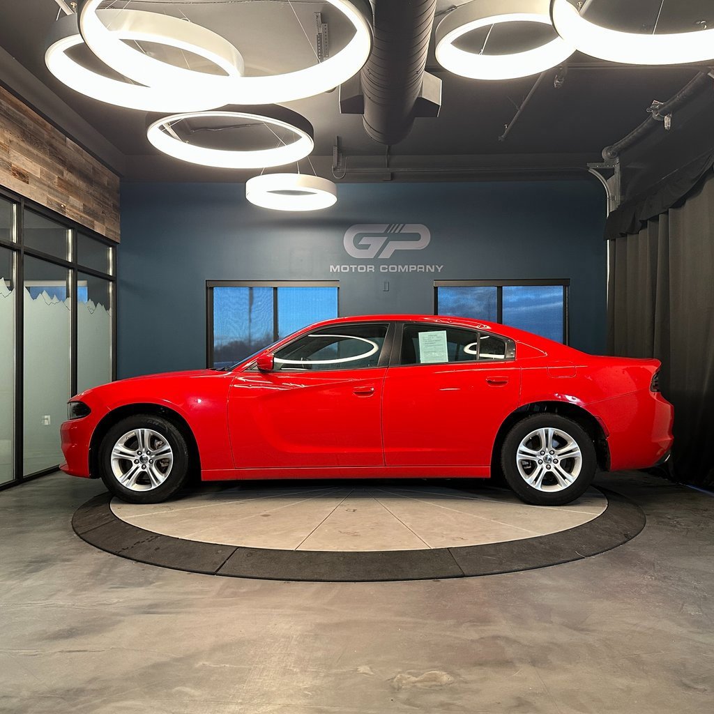 Used 2022 Dodge Charger SXT image 6