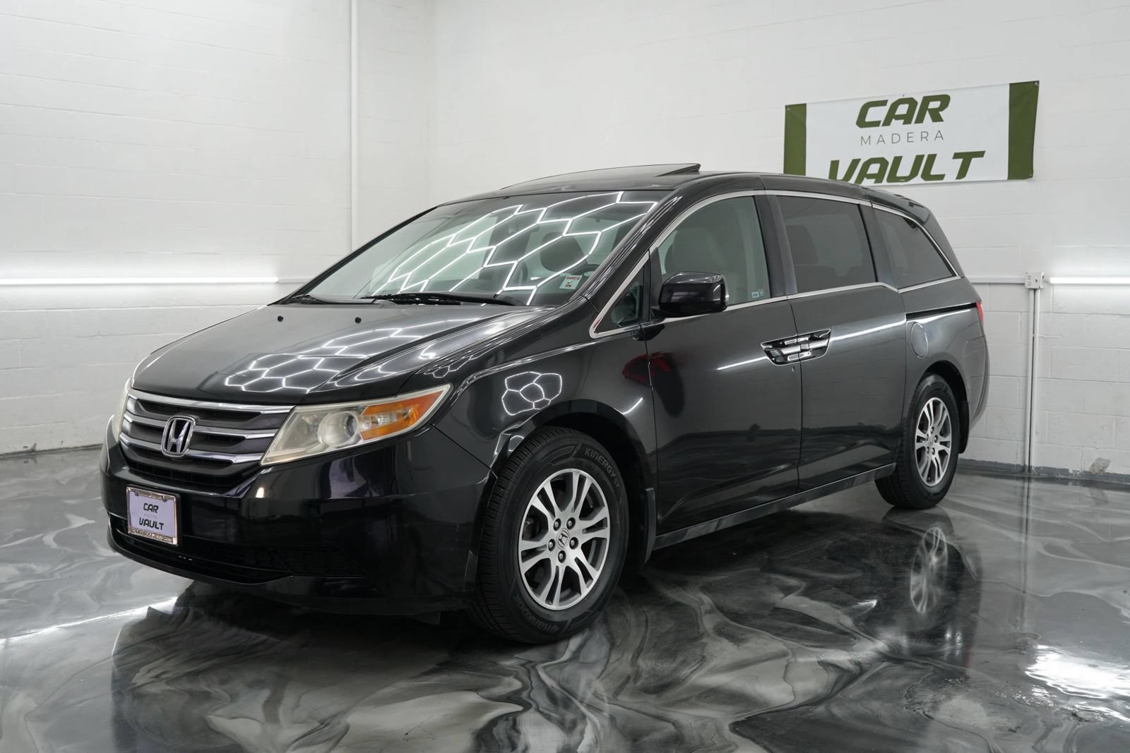 Used 2011 Honda Odyssey EX-L image 1