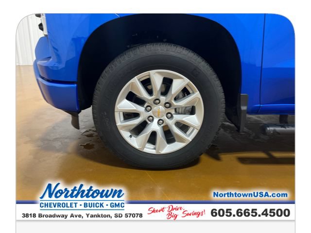 Used 2025 Chevrolet Silverado 1500 Custom AWD/4WD image 35