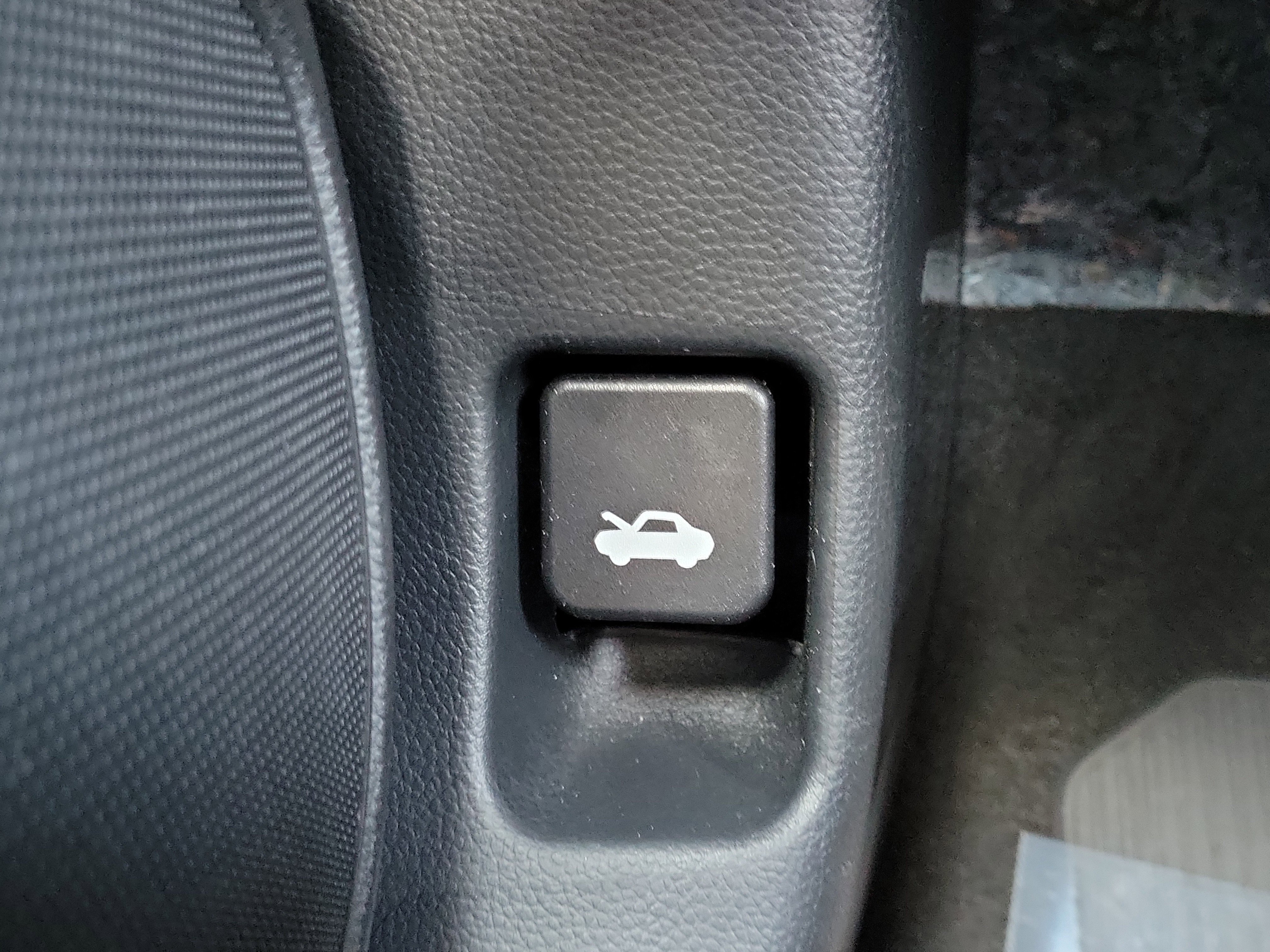 Used 2019 Honda Accord LX image 22