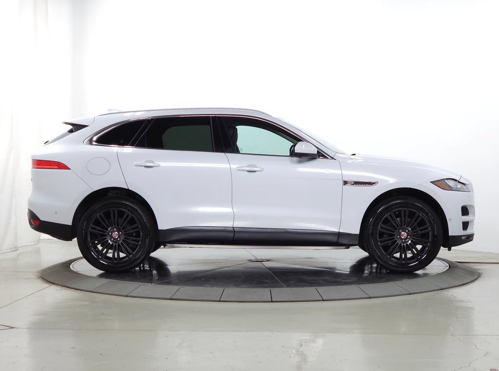 Used 2019 Jaguar F-PACE Portfolio AWD/4WD image 10