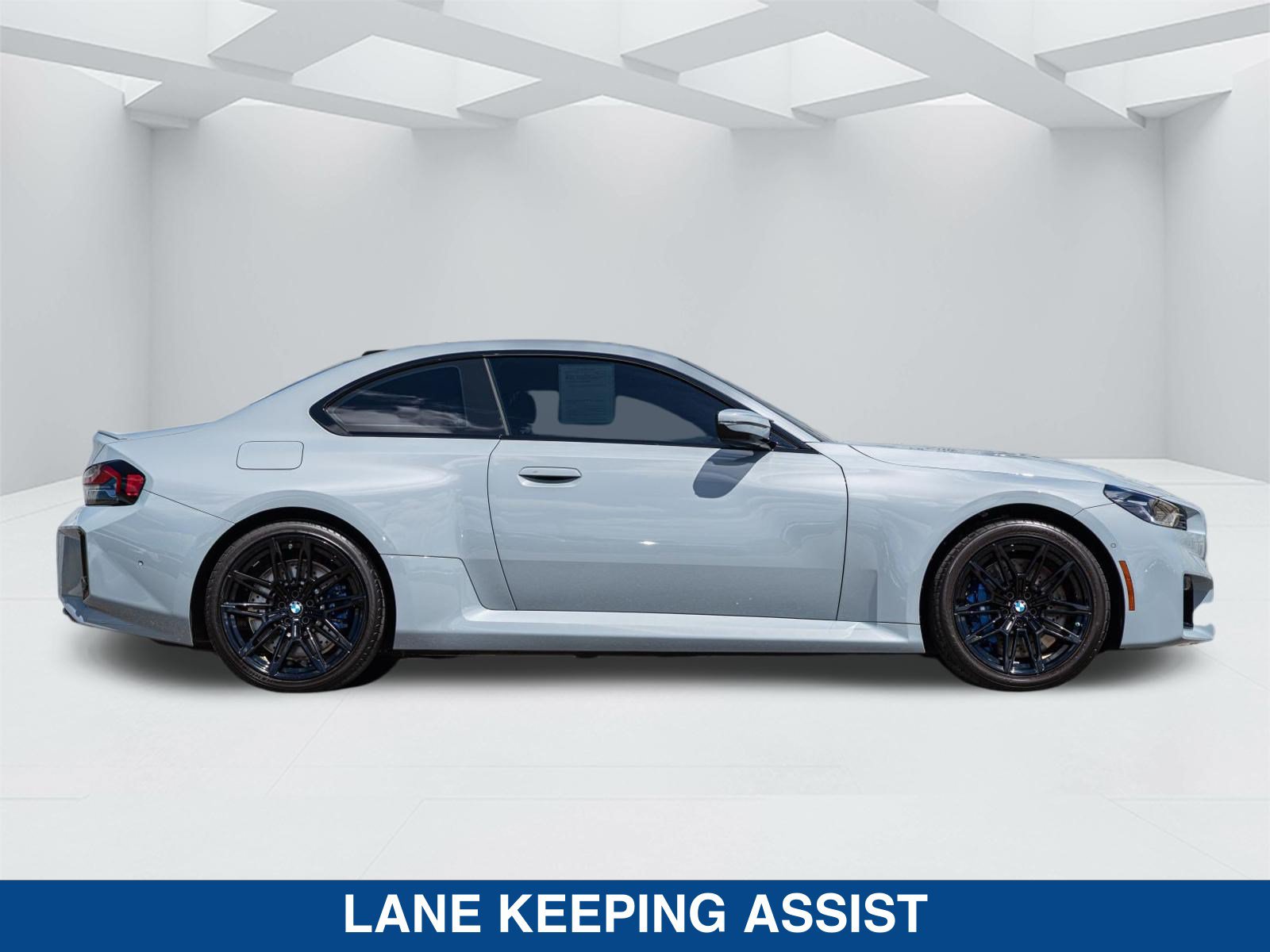 Used 2026 BMW M2 w/ Lighting Package RWD image 3