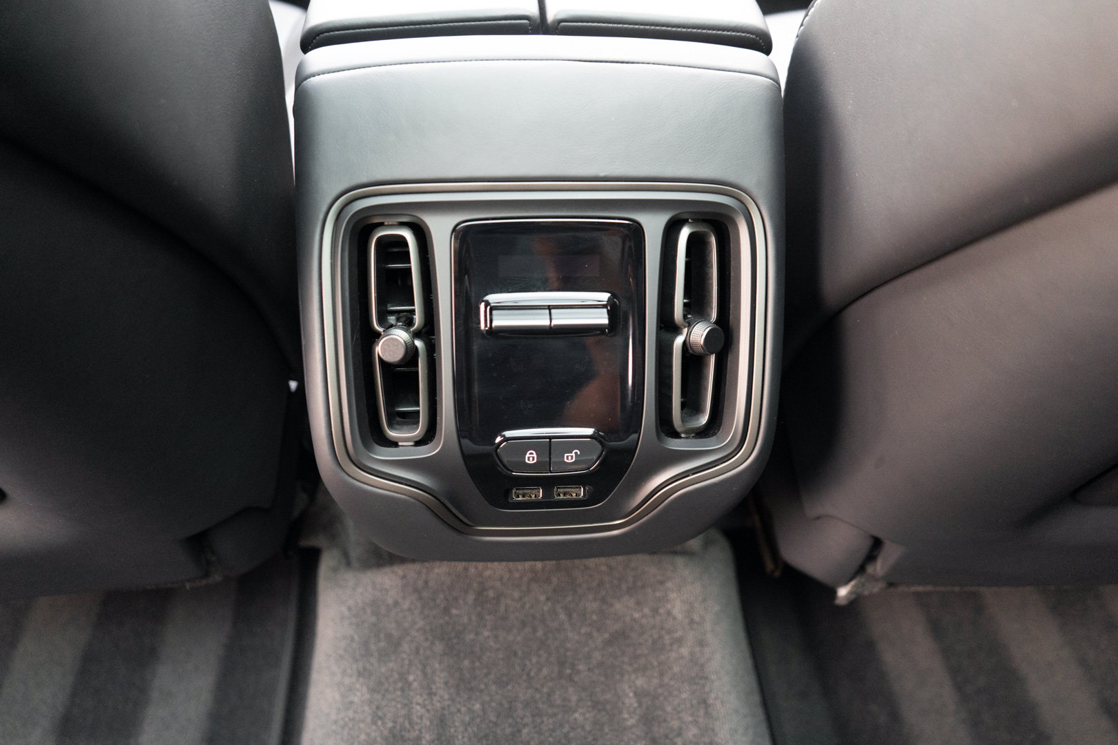 Used 2023 Aston Martin DBX 707 AWD/4WD image 27