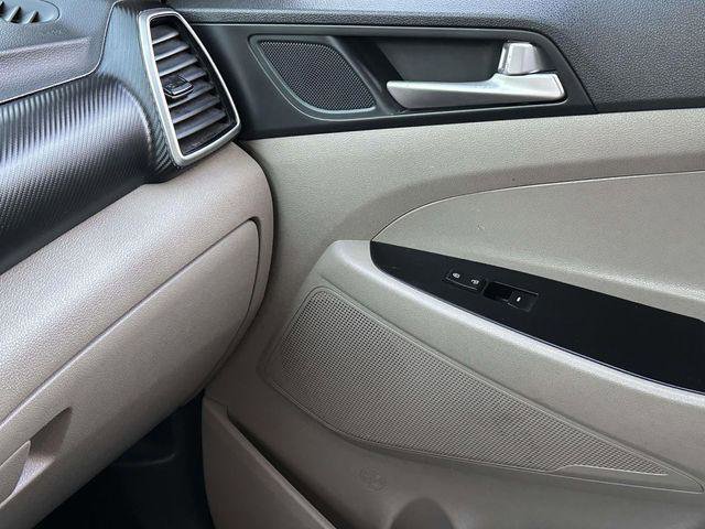 Used 2021 Hyundai Tucson SE image 23