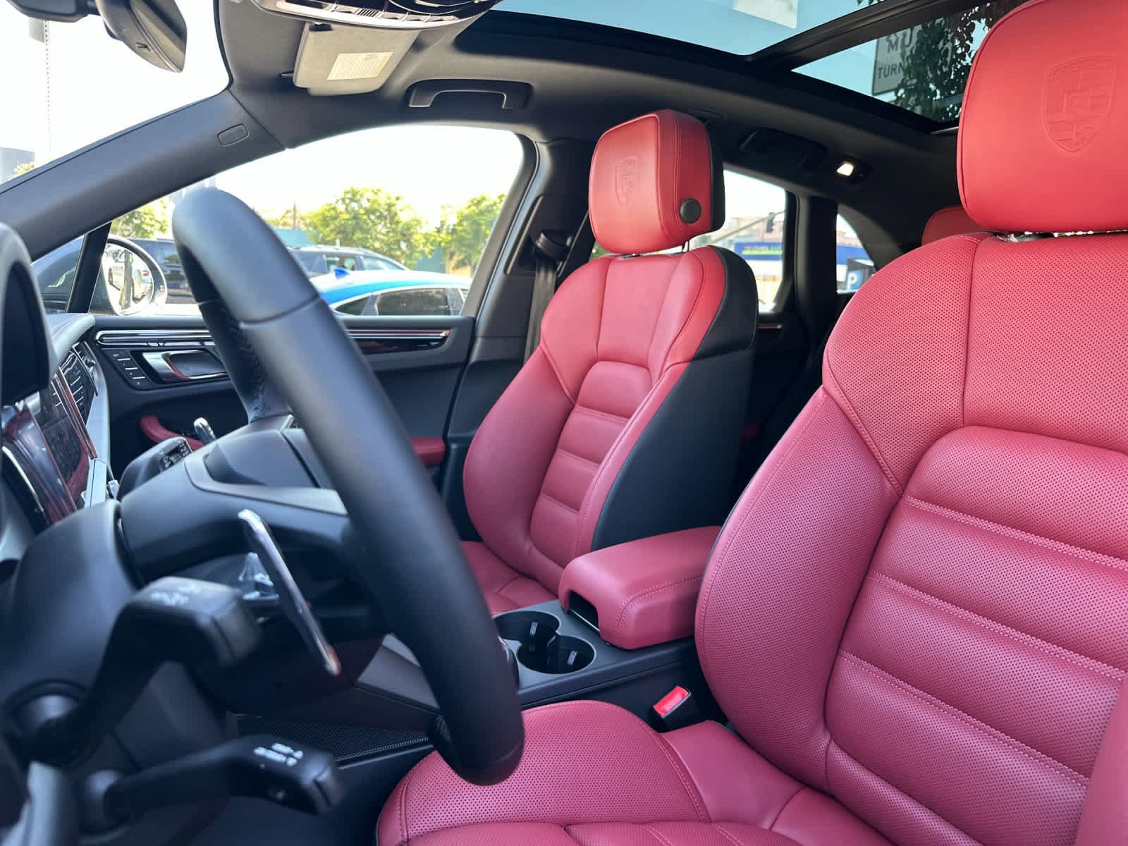 New 2026 Porsche Macan Turbo AWD/4WD image 5