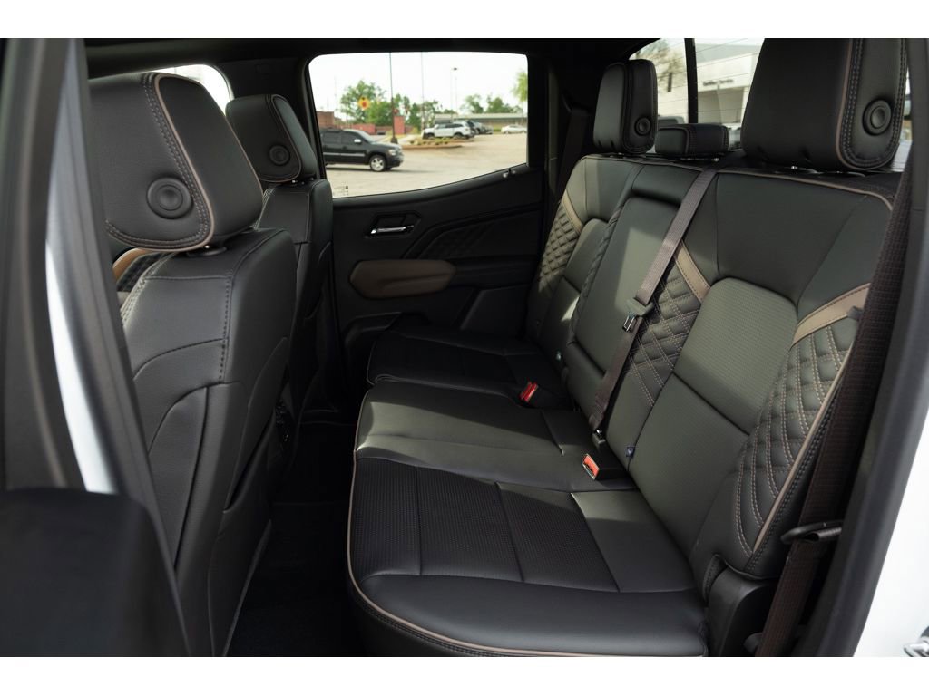 New 2026 GMC Canyon Denali AWD/4WD image 13