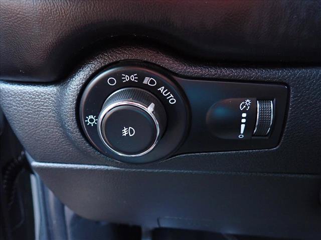 Used 2021 Dodge Durango GT w/ Blacktop Package AWD/4WD image 15