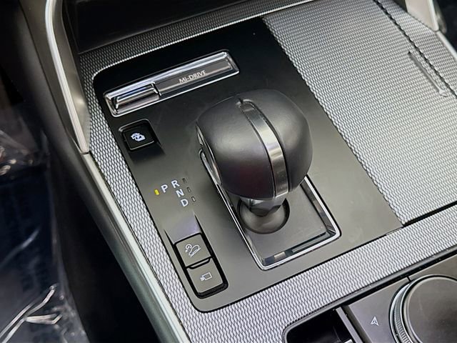 Used 2024 MAZDA CX-90 Plug-In Hybrid w/ Premium Plus image 17
