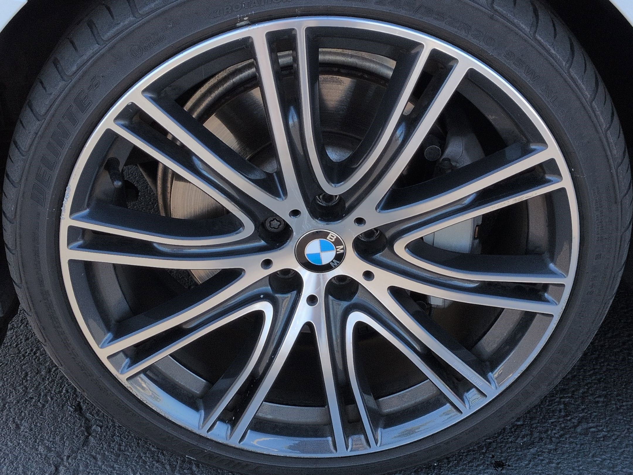 Used 2017 BMW 540i image 13