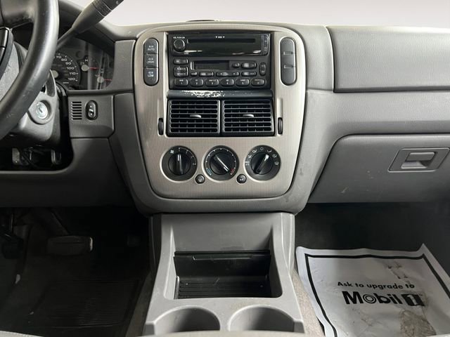 Used 2003 Ford Explorer XLT AWD/4WD image 9
