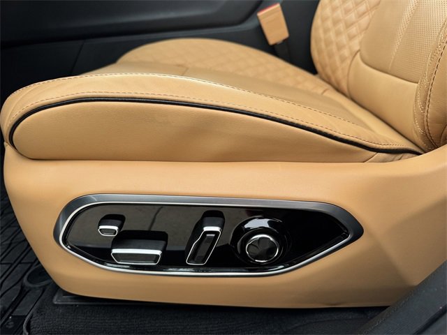 Used 2025 Jeep Grand Cherokee L Summit image 21