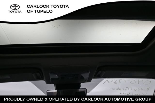 Used 2021 Toyota RAV4 Limited AWD/4WD image 22