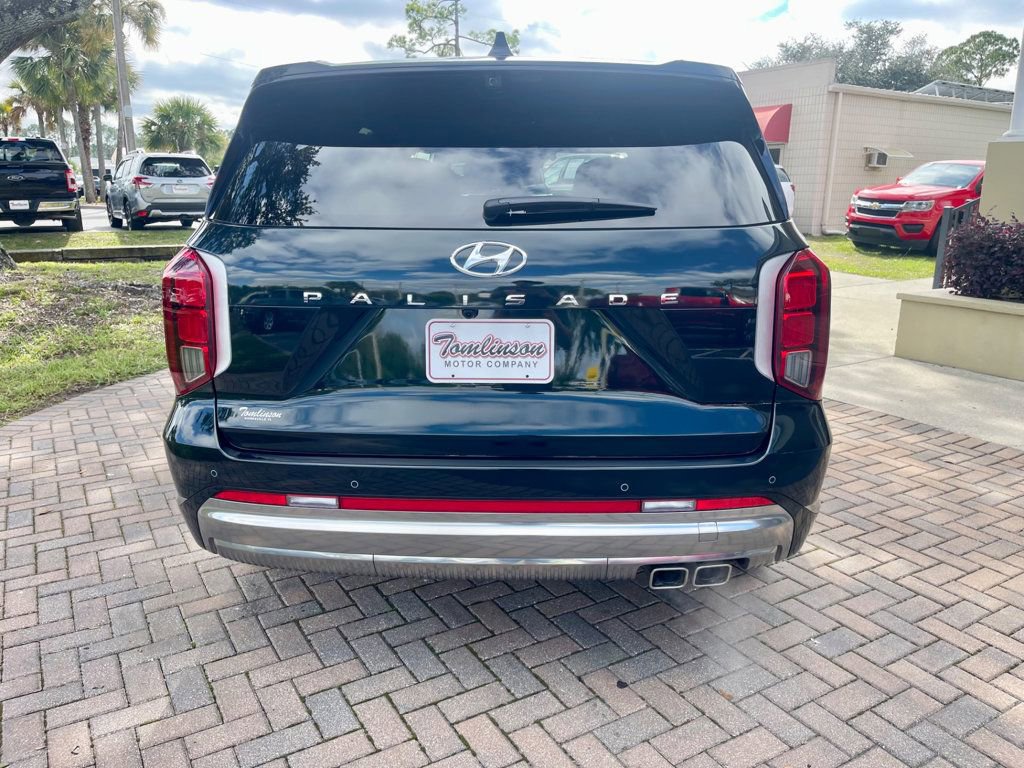 Used 2025 Hyundai Palisade Calligraphy image 4