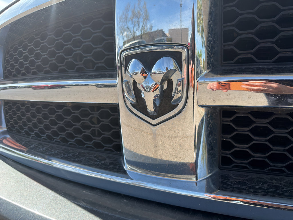 Used 2009 Dodge Ram 1500 Truck SLT image 3