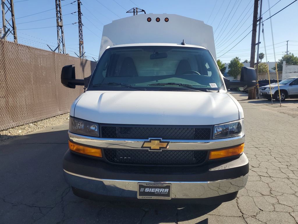 New 2026 Chevrolet Express 3500 w/ Power Convenience Package image 9