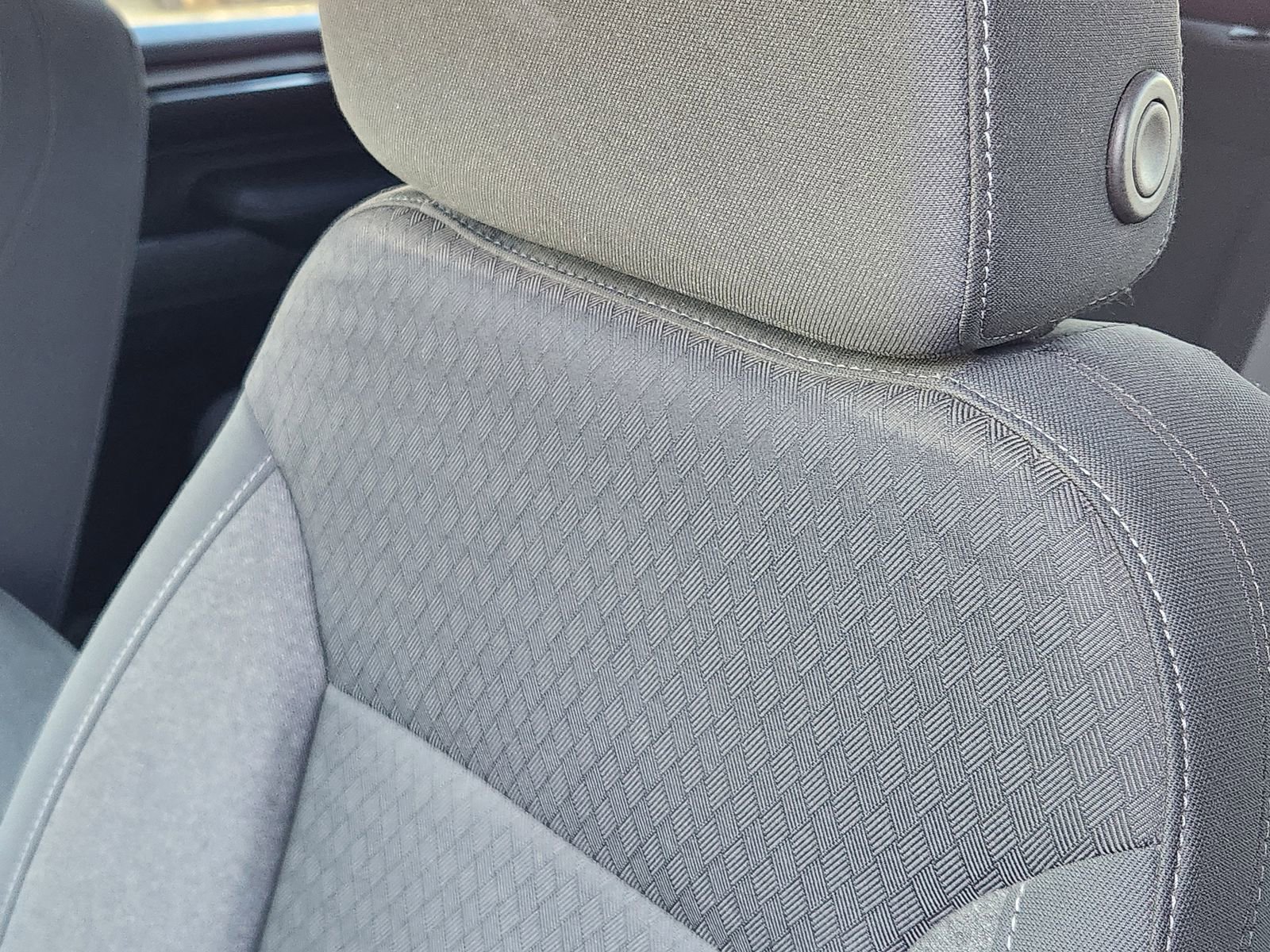 Used 2024 Chevrolet Silverado 2500 LT image 15