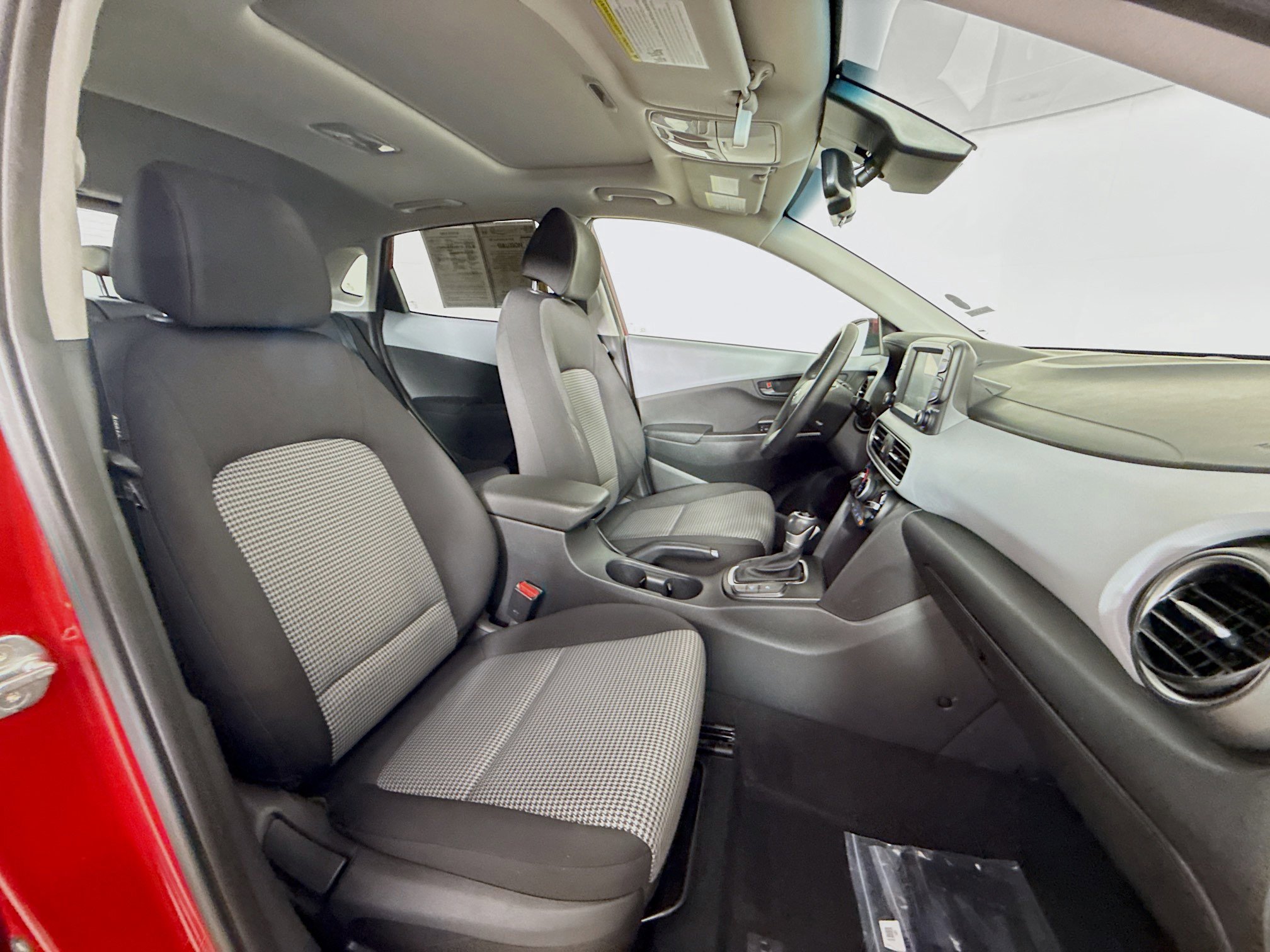 Used 2019 Hyundai Kona SEL w/ SEL Tech Package 02 FWD image 35