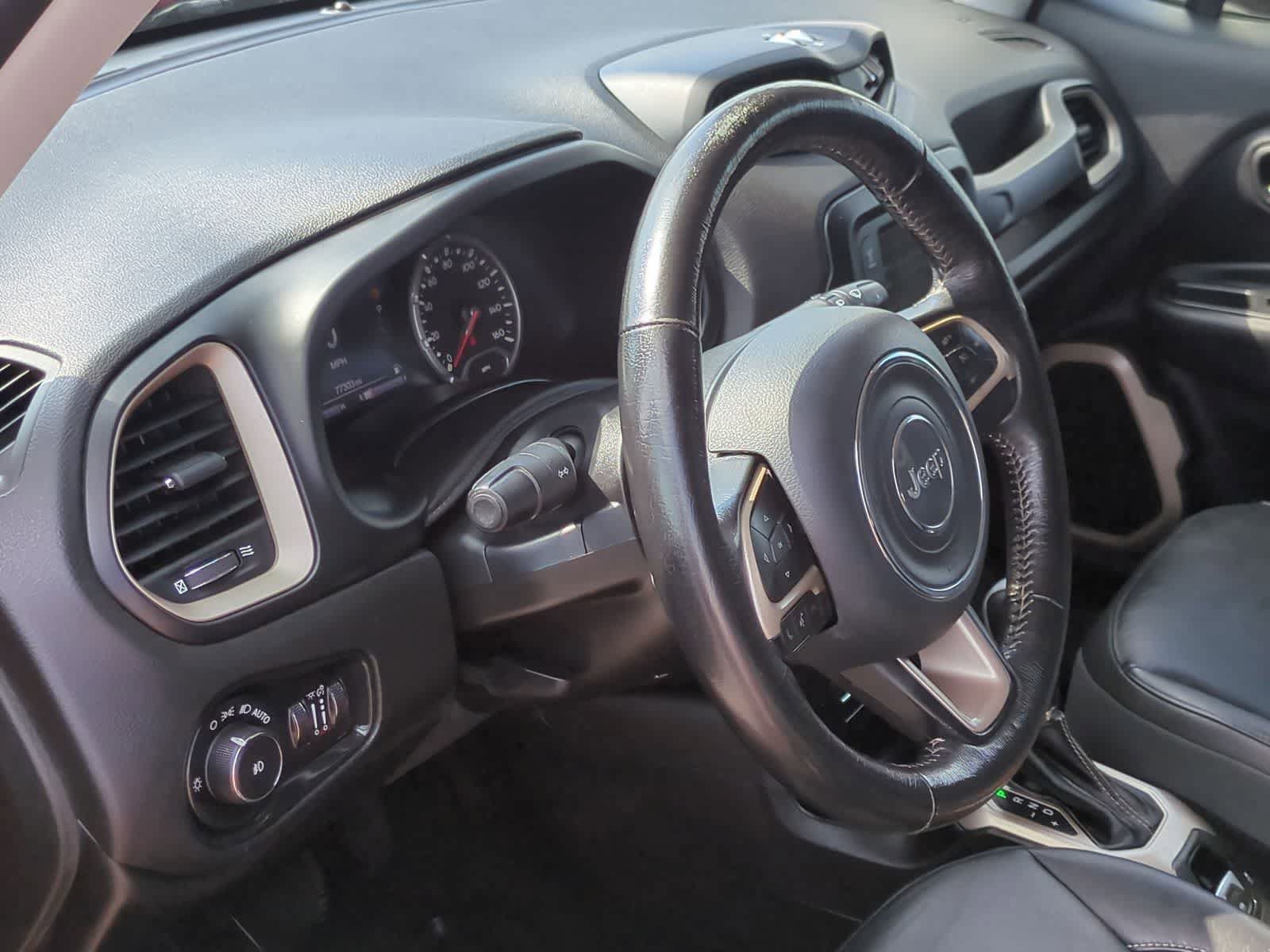 Used 2015 Jeep Renegade Limited FWD image 10