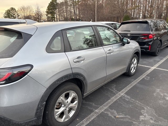 Used 2023 Honda HR-V LX image 10