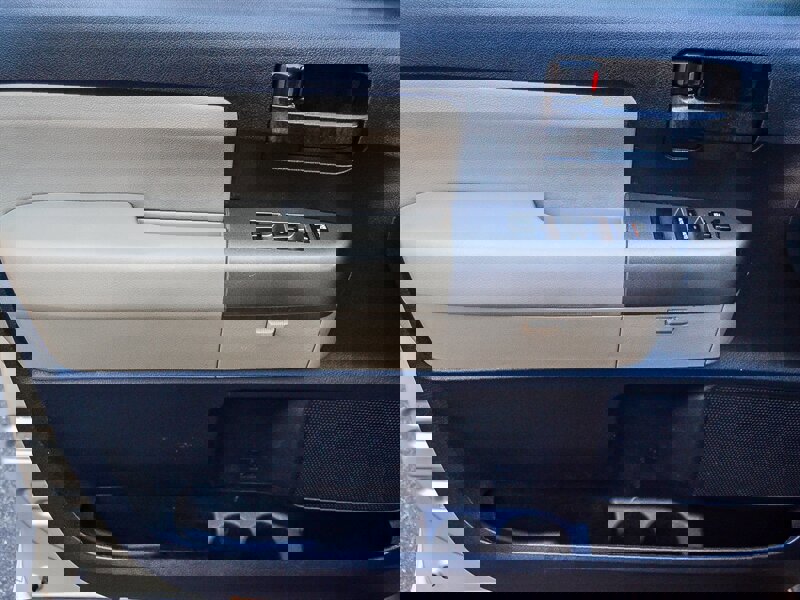 Used 2013 Toyota Sequoia SR5 image 31