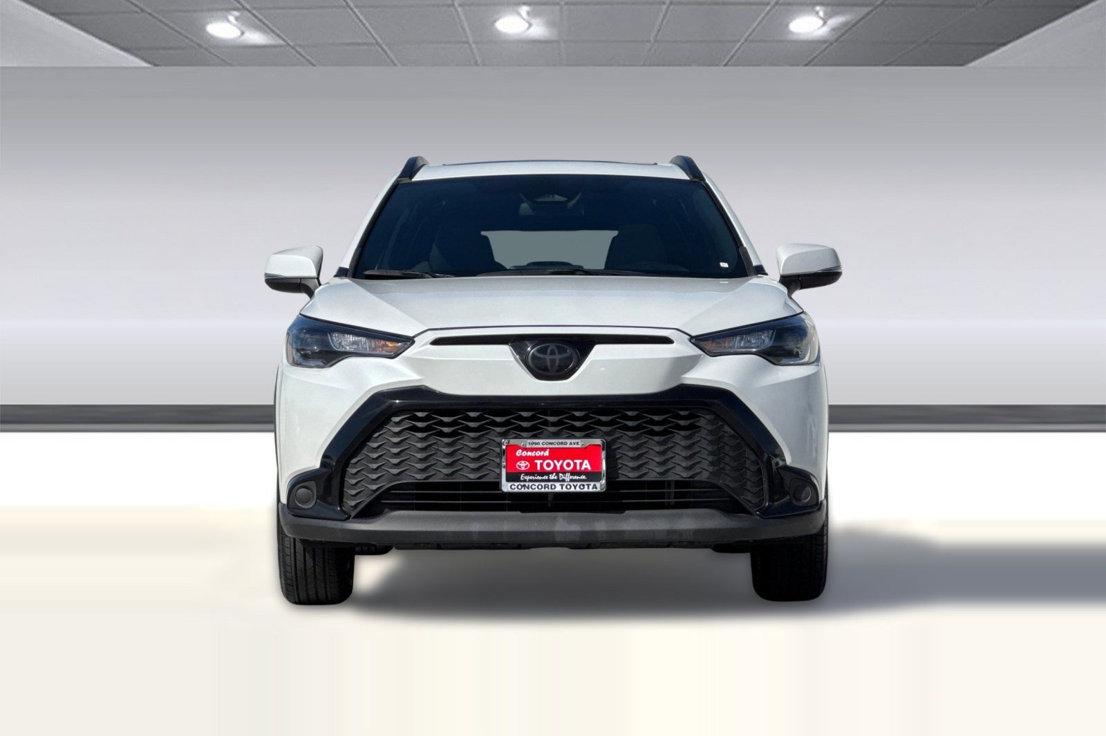 Used 2024 Toyota Corolla Cross SE w/ Moonroof Package image 5