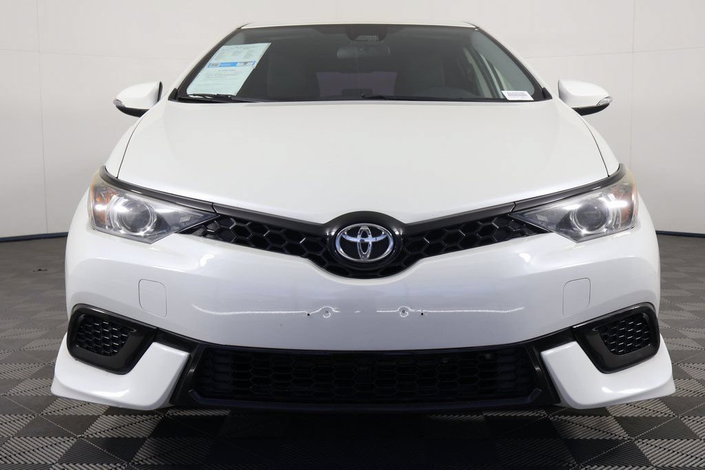 Used 2017 Toyota Corolla iM w/ Carpet Mat Package FWD image 2
