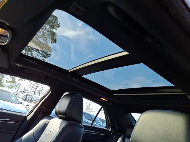 Used 2018 Chrysler 300 S w/ 300S Premium Group image 16