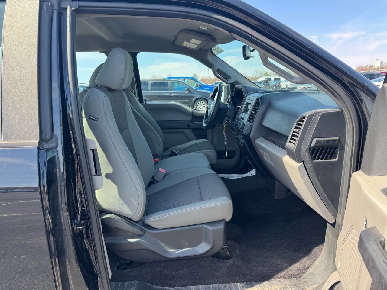 Used 2016 Ford F150 XL w/ Equipment Group 101A Mid RWD image 11