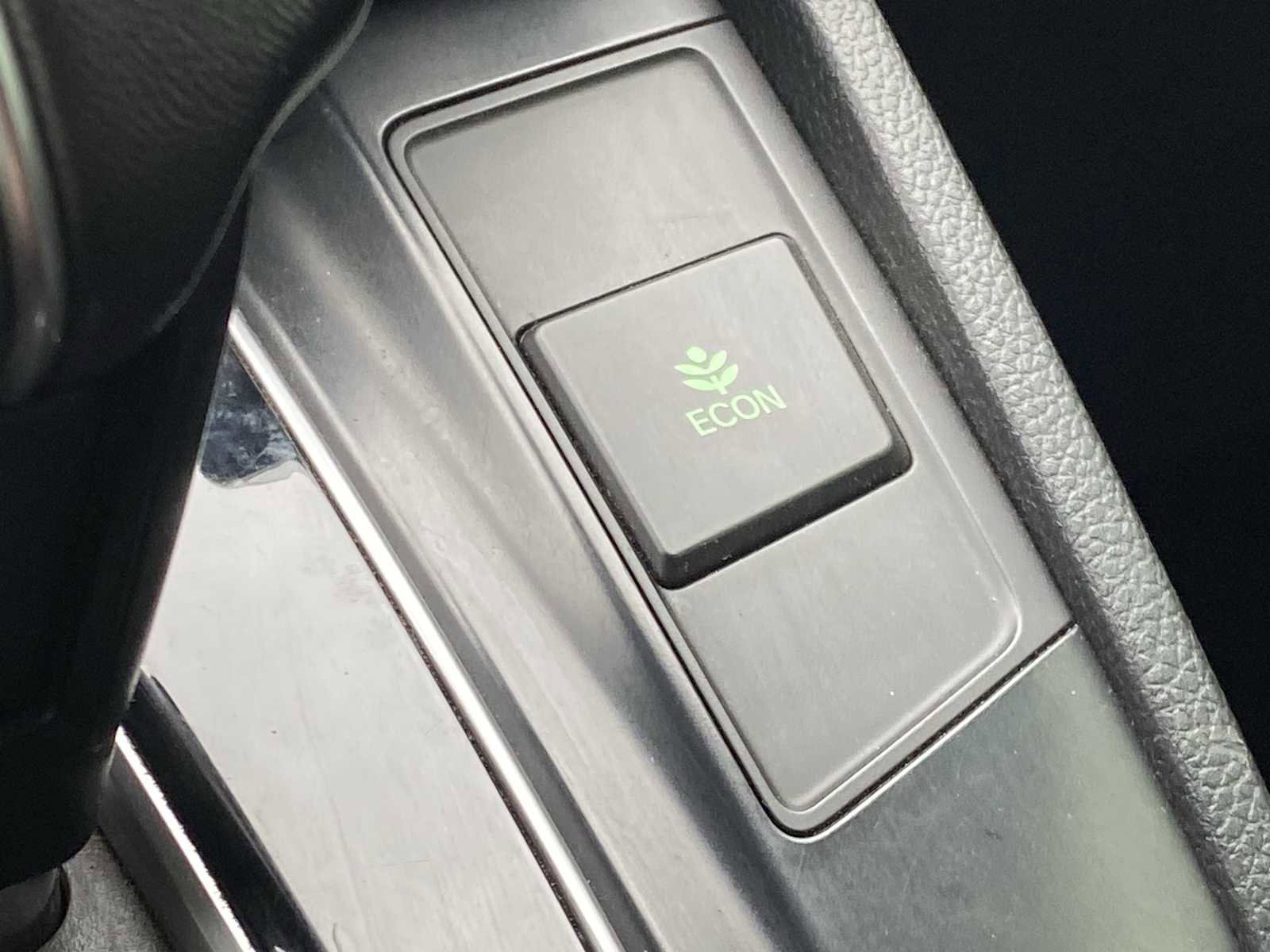 Used 2018 Honda CR-V EX-L image 27