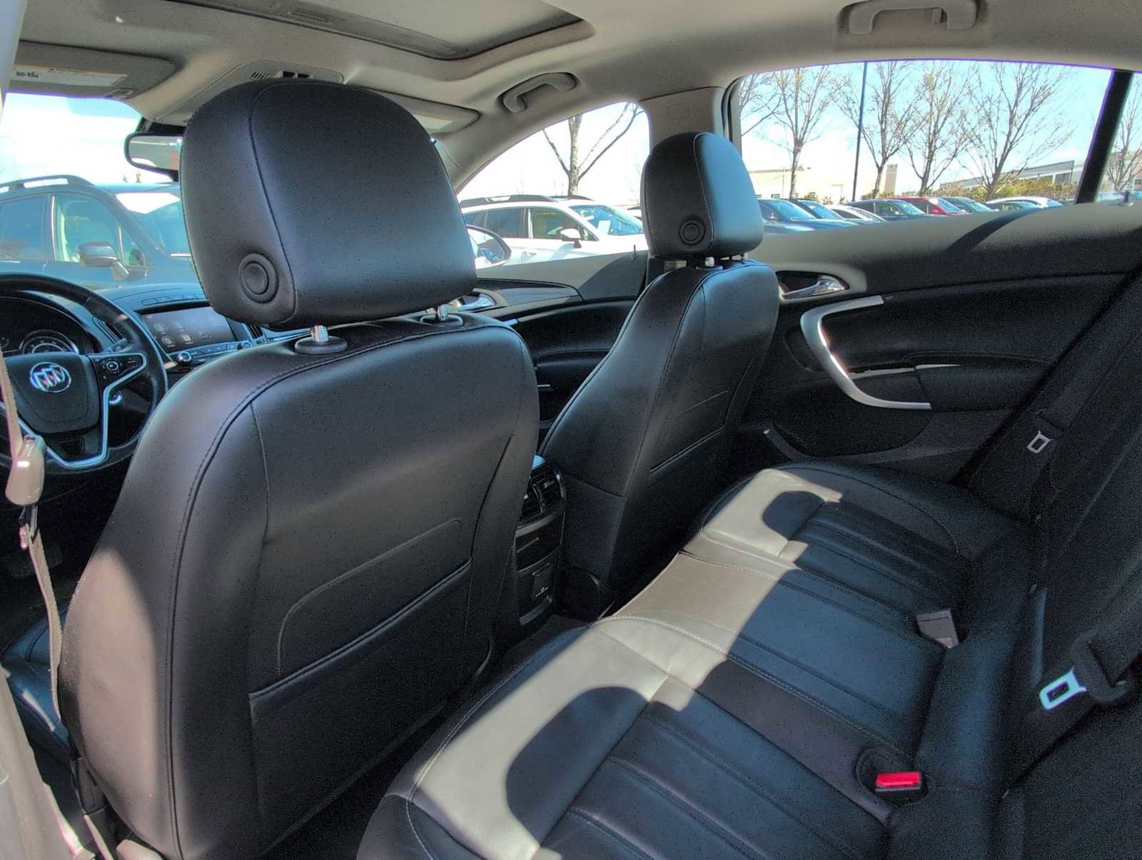 Used 2014 Buick Regal Premium FWD image 18