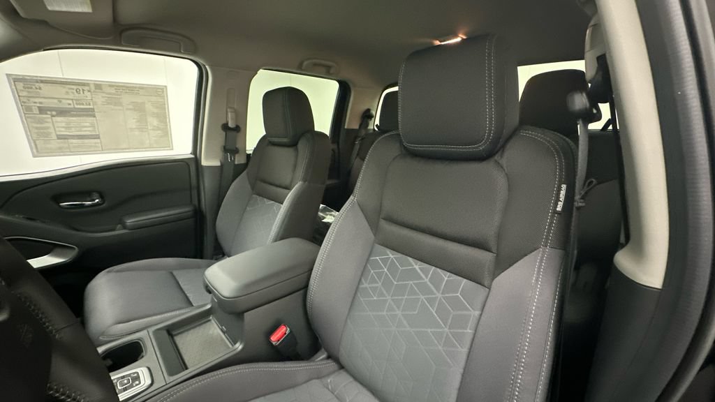 New 2026 Nissan Frontier SV w/ All-Weather Content Package AWD/4WD image 9