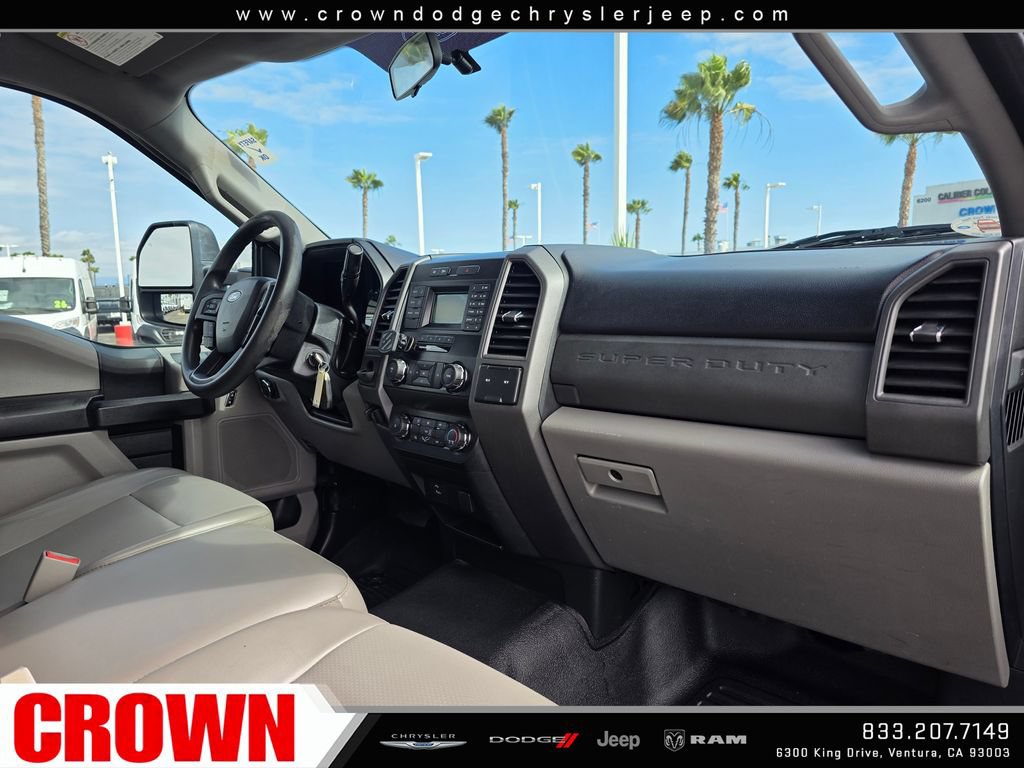 Used 2019 Ford F550 2WD Regular Cab Super Duty image 16