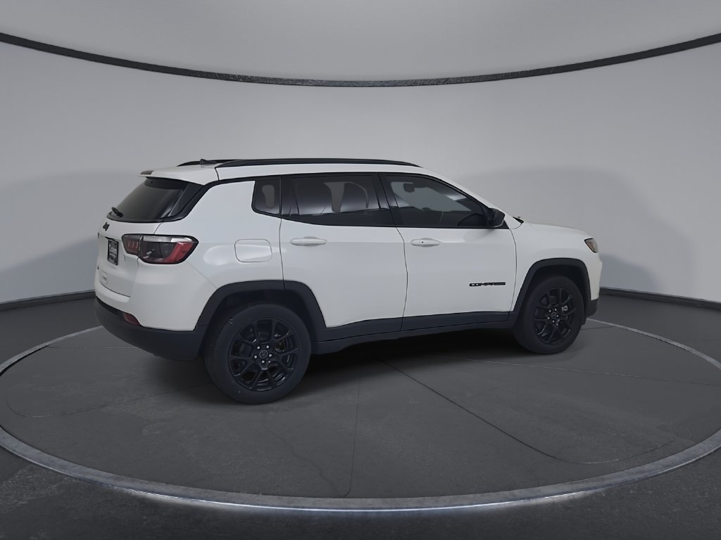 New 2026 Jeep Compass Latitude AWD/4WD image 14
