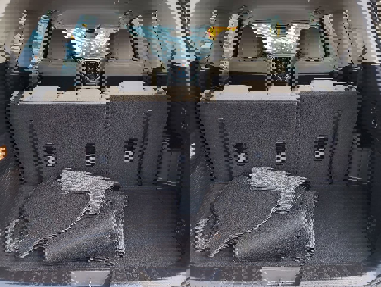 Used 2024 Subaru Ascent Premium w/ Convenience Package image 15