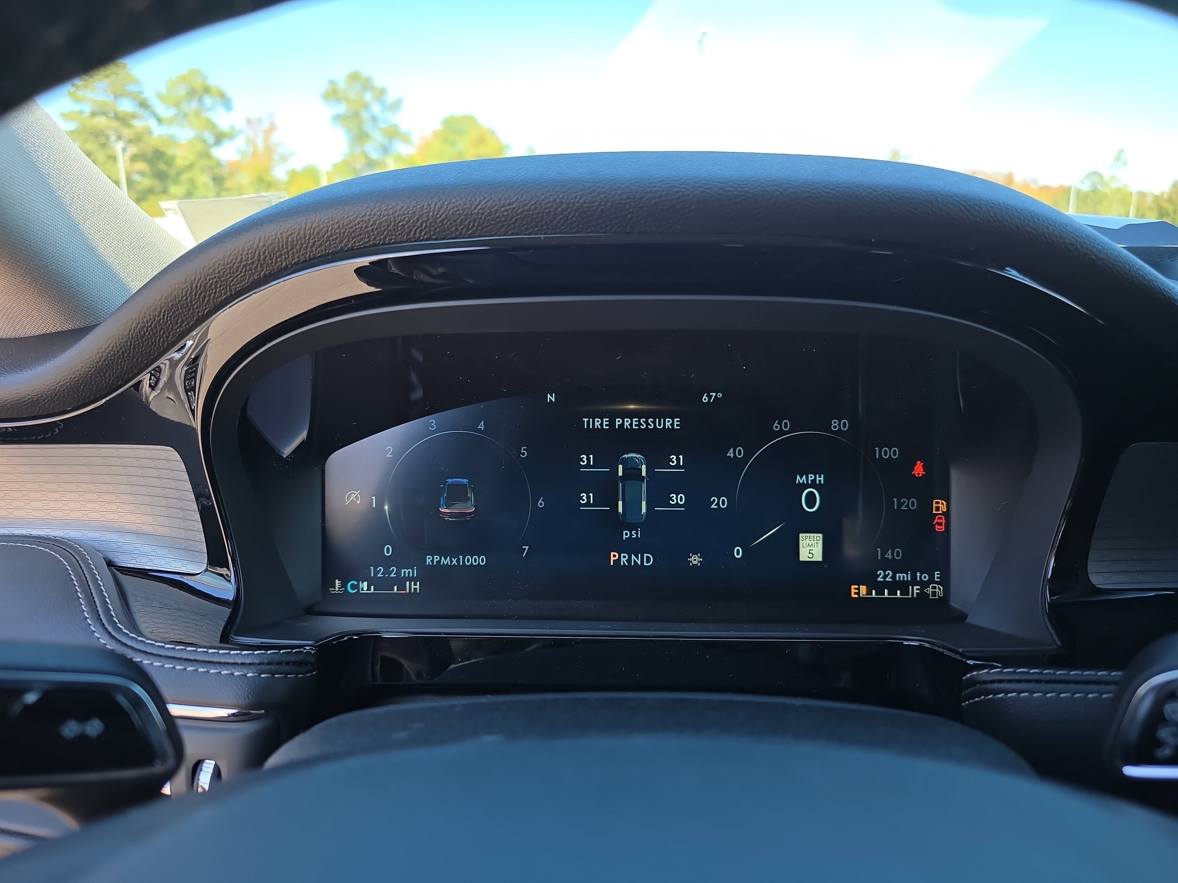 New 2026 Lincoln Corsair Premiere image 18