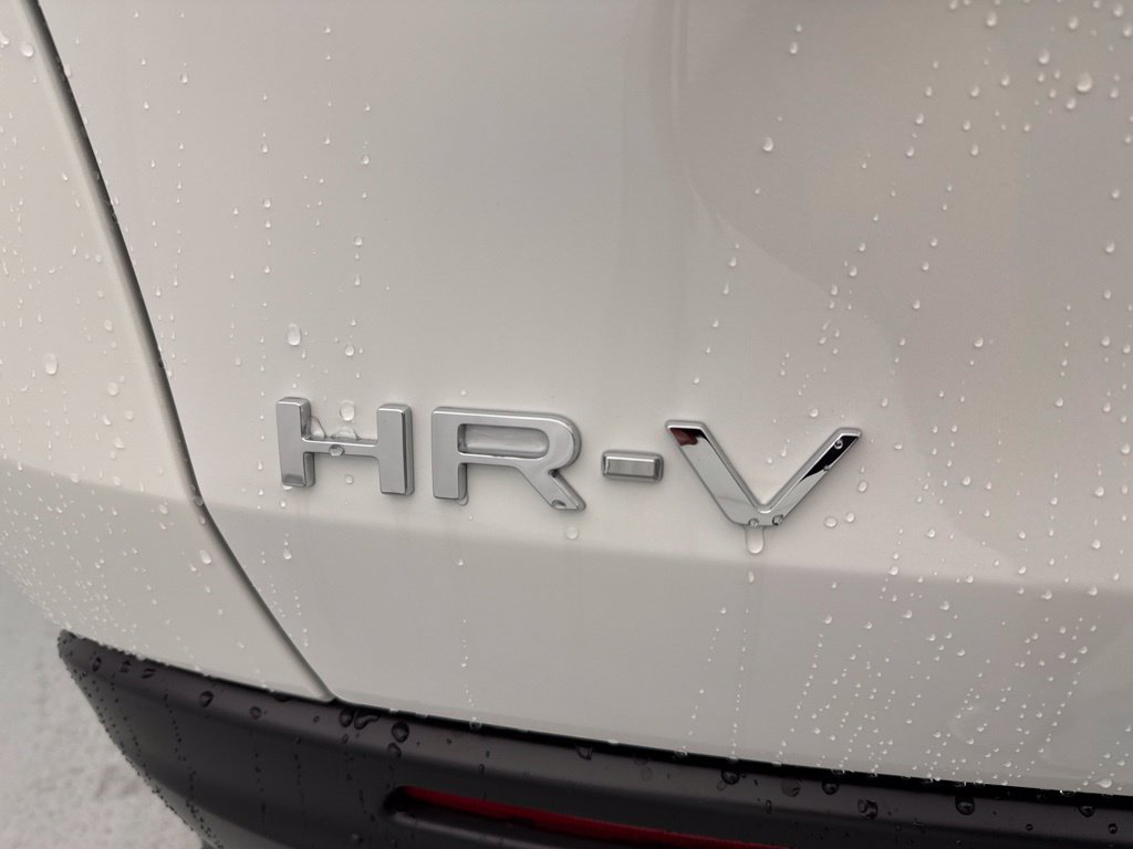 New 2027 Honda HR-V LX image 8