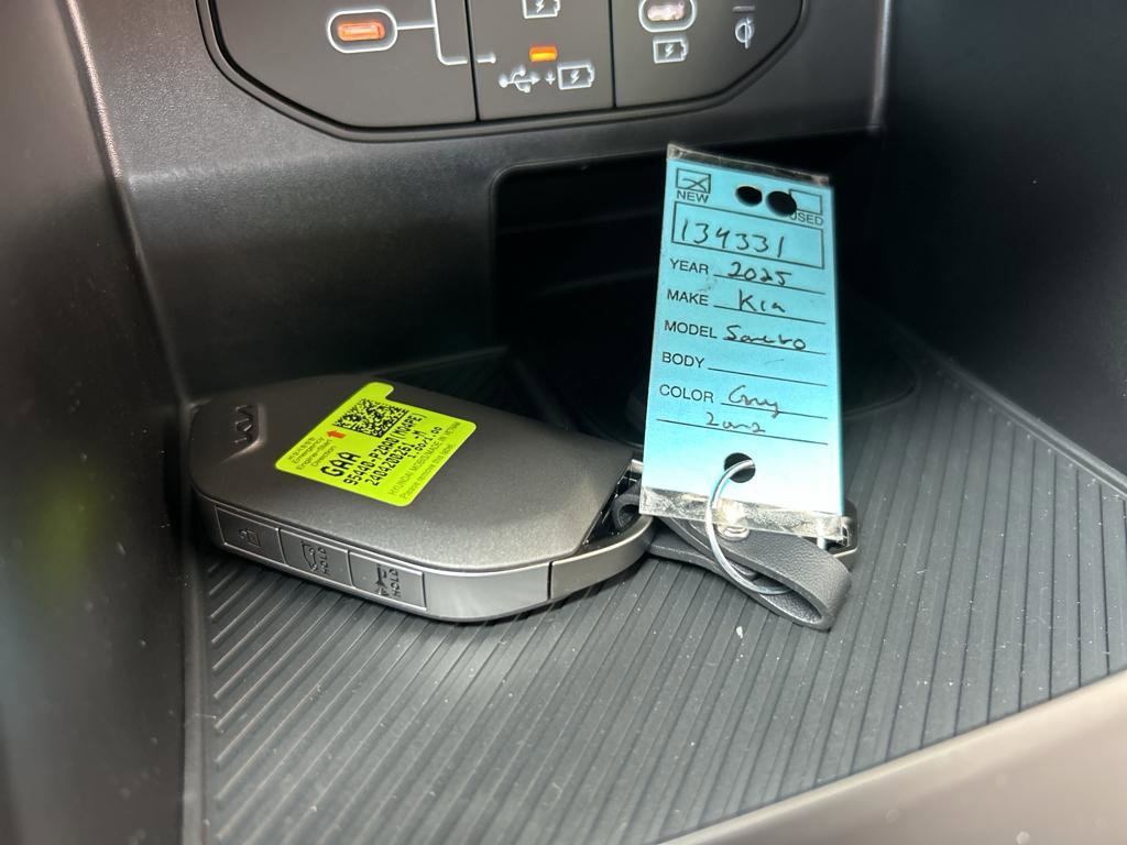 New 2025 Kia Sorento EX image 31