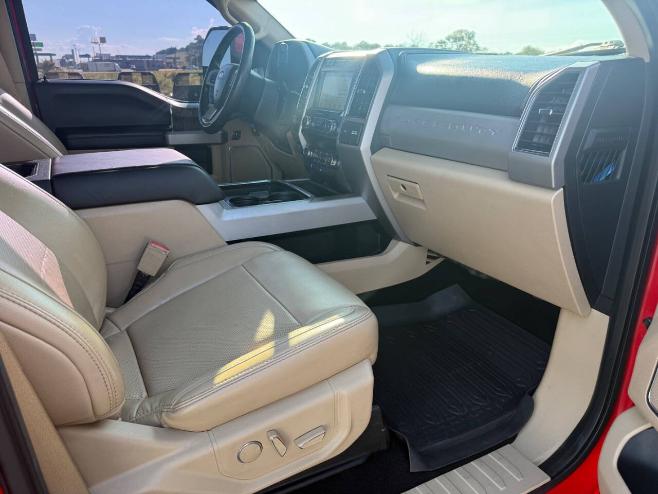Used 2019 Ford F250 Lariat w/ Lariat Ultimate Package AWD/4WD image 50