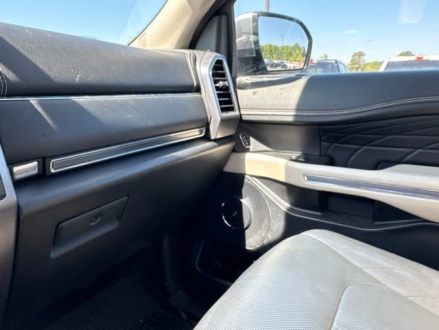Used 2019 Ford Expedition Max Platinum AWD/4WD image 34