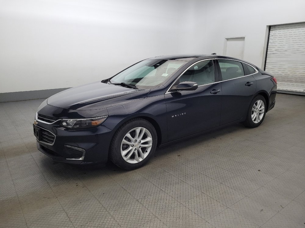 Used 2017 Chevrolet Malibu Hybrid w/ Leather Package image 2