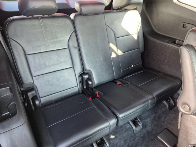 Used 2024 GMC Acadia Elevation FWD image 8