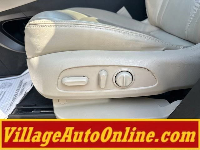 Used 2019 Buick Enclave Premium w/ Trailering Package, 5000 lbs. AWD/4WD image 19