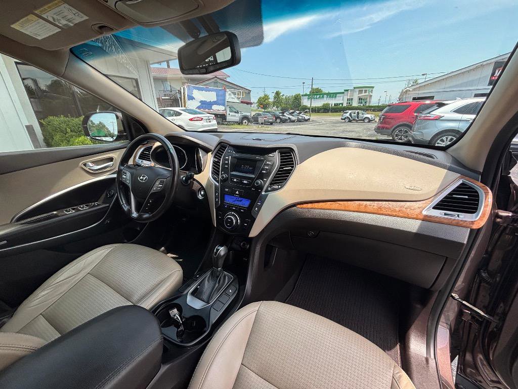 Used 2014 Hyundai Santa Fe GLS AWD/4WD image 30