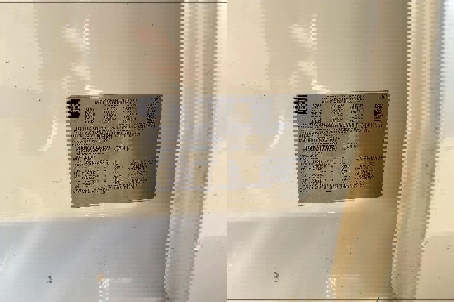 Used 2015 Chevrolet Suburban LT image 34